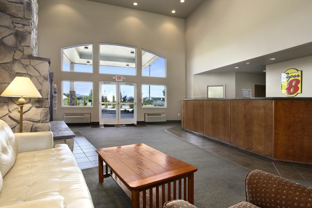 Super 8 By Wyndham Central Pt Medford Central Point Exterior foto